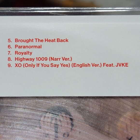 VINYL ENHYPEN: Romance UNTOLD - Clear LP with Lyric Book + Two Stickers NEW - Picture 4 of 4